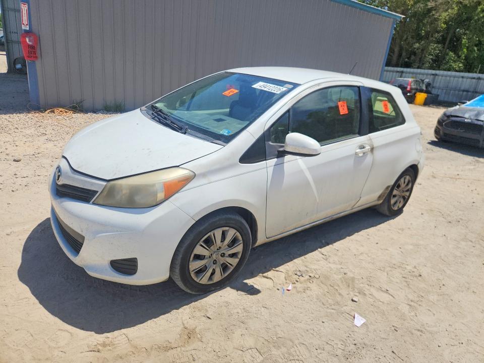2013 Toyota Yaris 3-door le