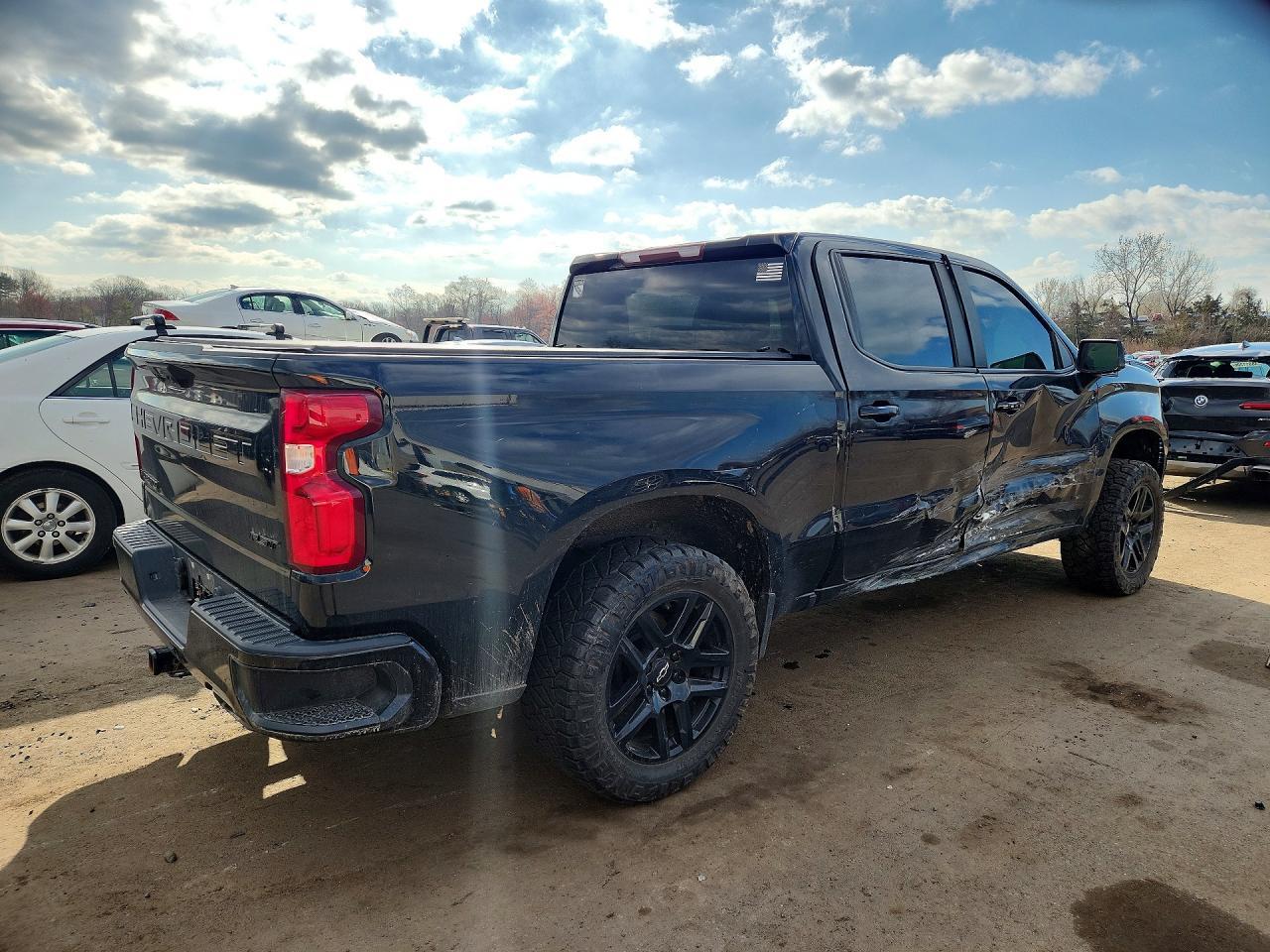 2022 Chevrolet Silverado K1500 RST