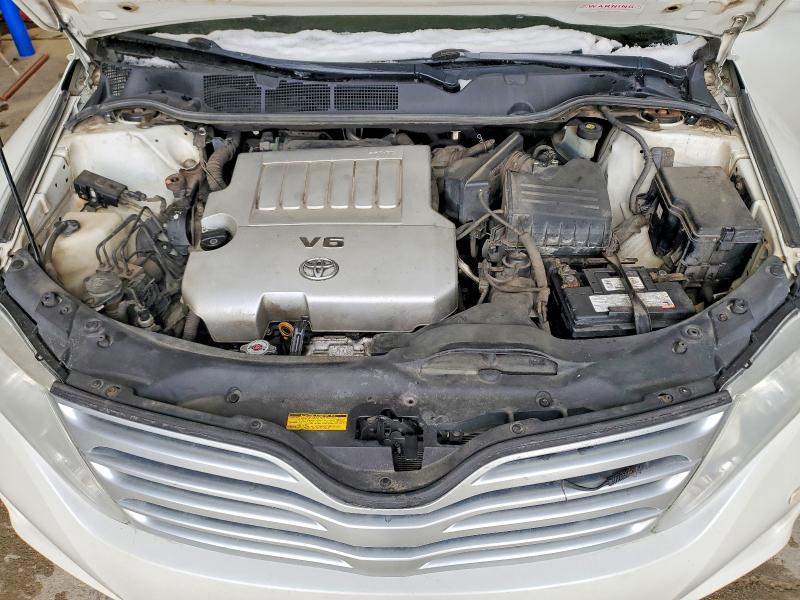 2011 Toyota Venza awd V6