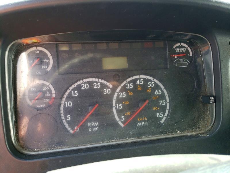 2012 Freightliner Business Class M2 BOX Truck