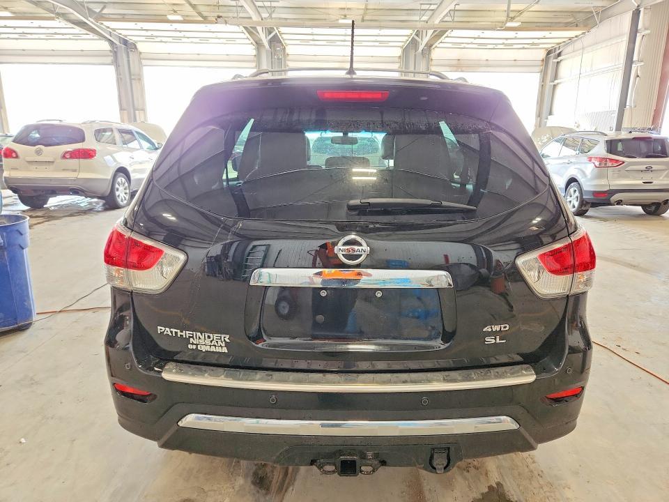 2014 Nissan Pathfinder sl