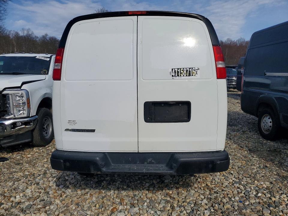 2020 Chevrolet Express 2500 Cargo Utility / Service van