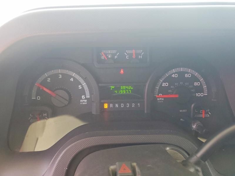 2010 Ford 2011 Ford Econoline E450 Super Duty Cutaway Van