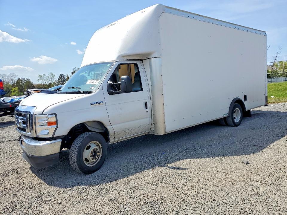 2022 Ford E450 Delivery Truck