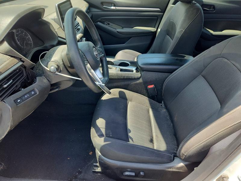 2023 Nissan Altima sv