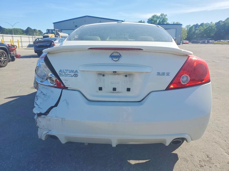 2011 Nissan Altima s