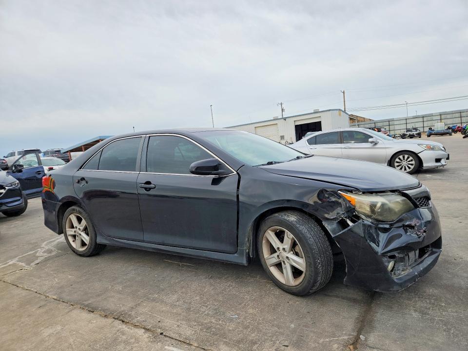 2013 Toyota Camry se