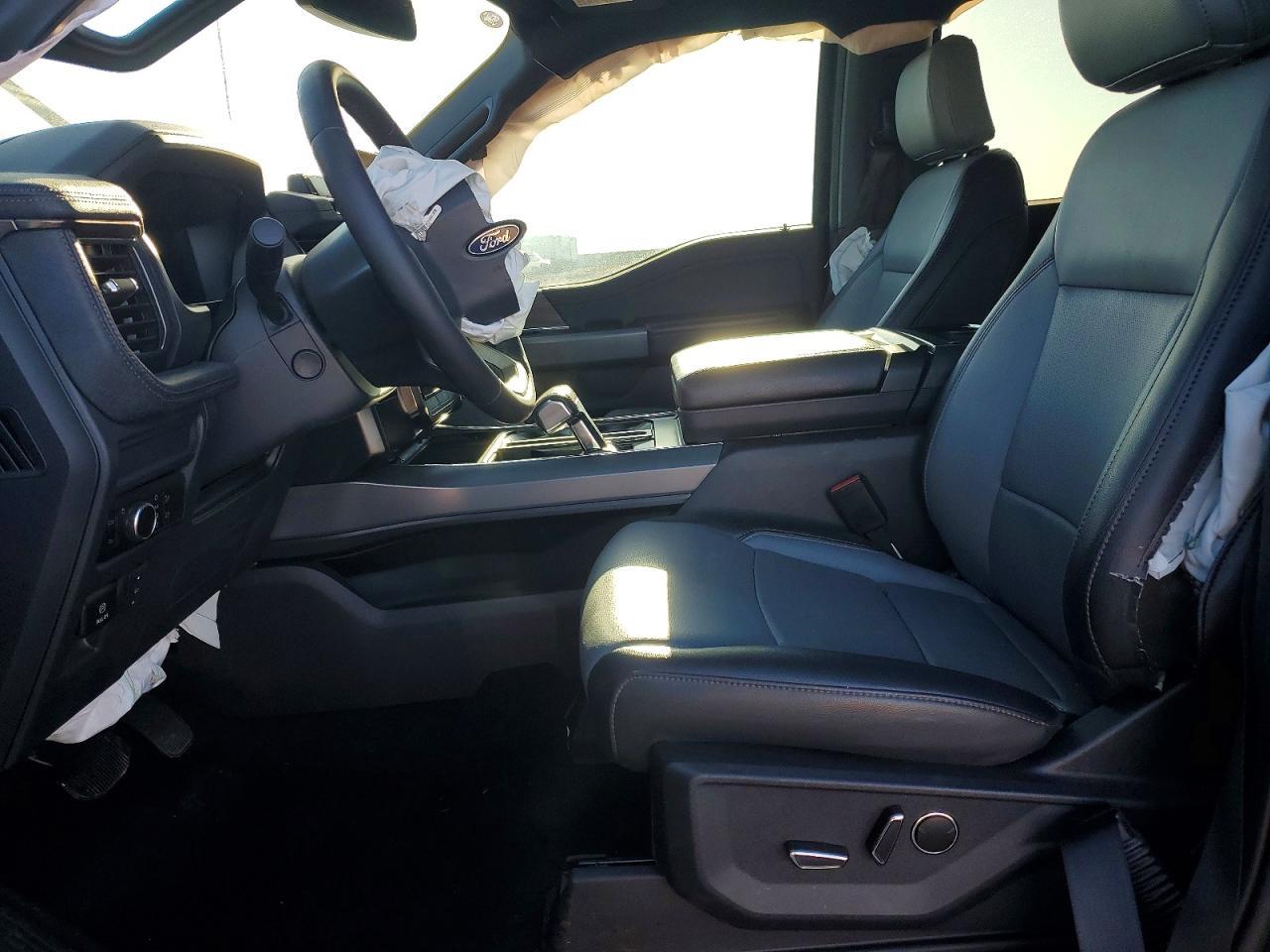 2025 Ford F150 Lightning Lariat