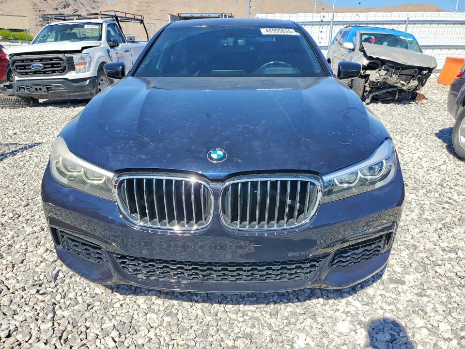 2016 BMW 740 i