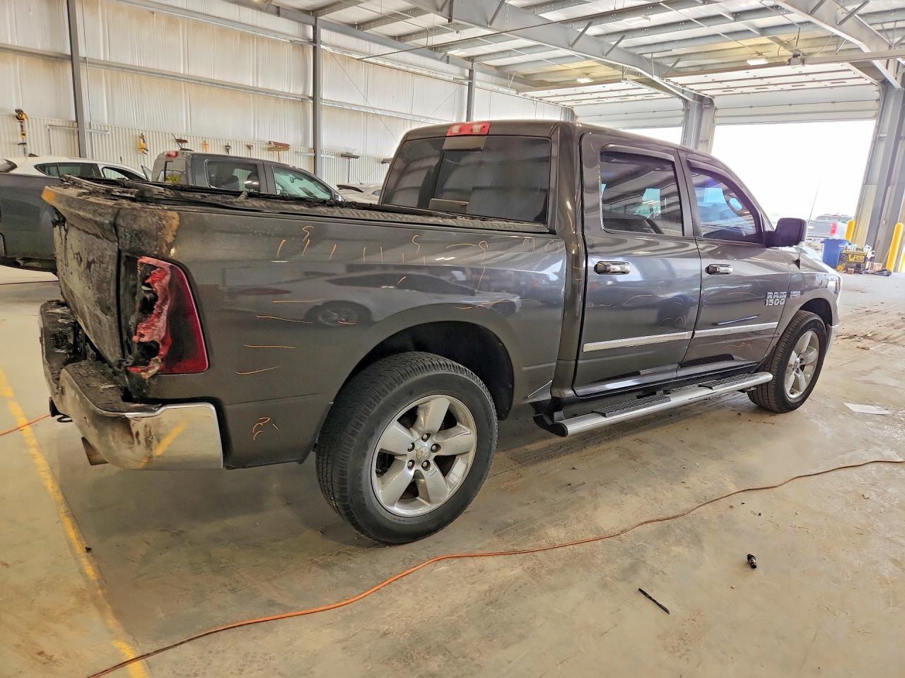 2016 Dodge RAM 1500 SLT