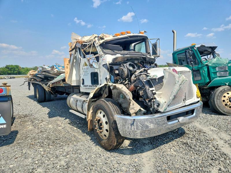 2020 Kenworth Construction T270