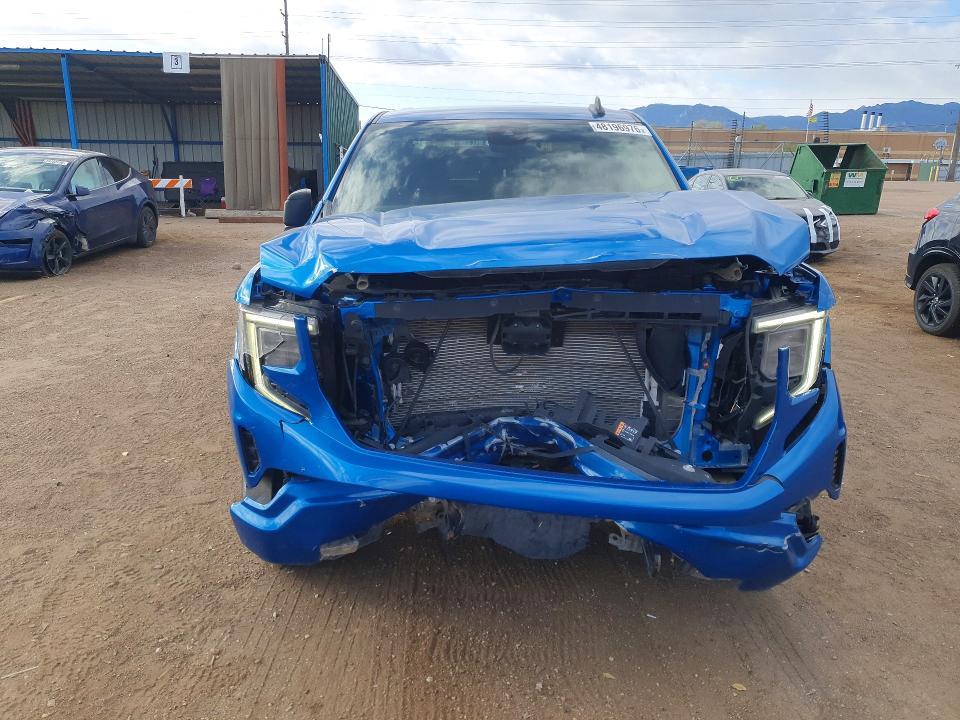 2022 GMC Sierra K1500 Elevation