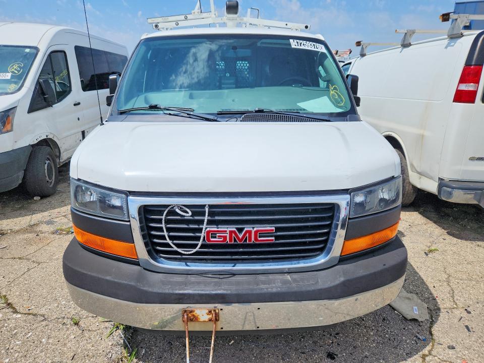 2016 GMC Savana G2500 Utility / Service van