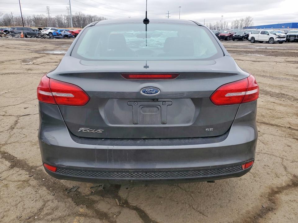 2017 Ford Focus se