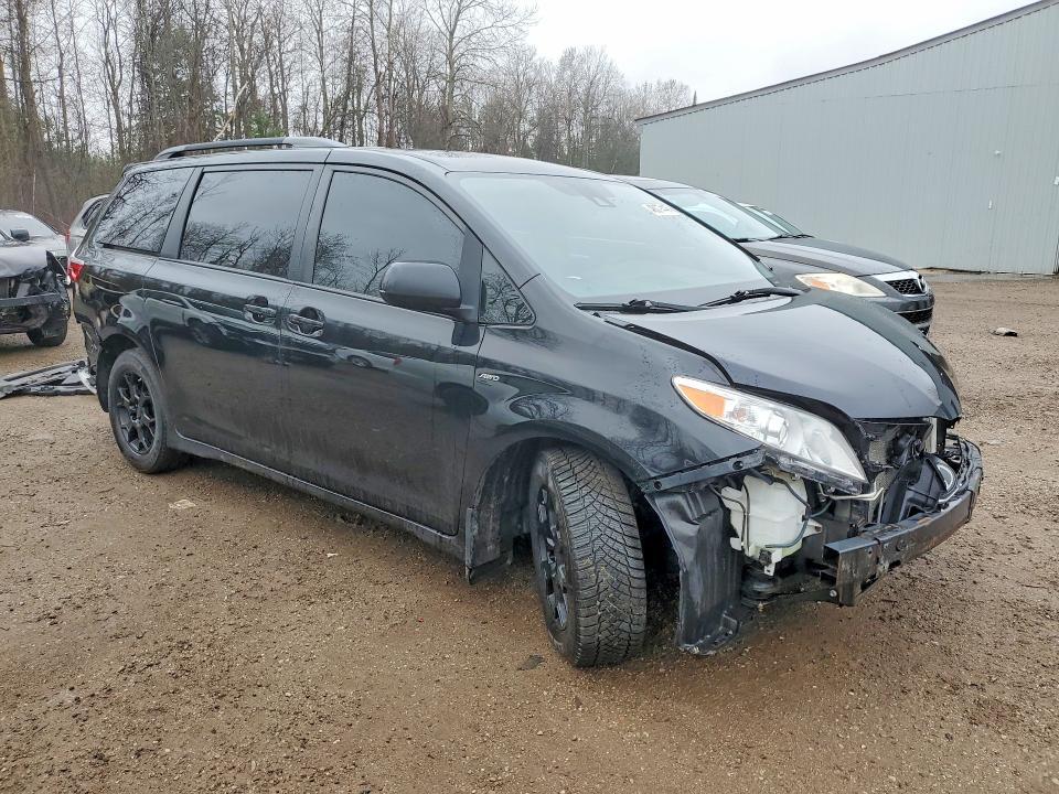 2020 Toyota Sienna le 7-passenger