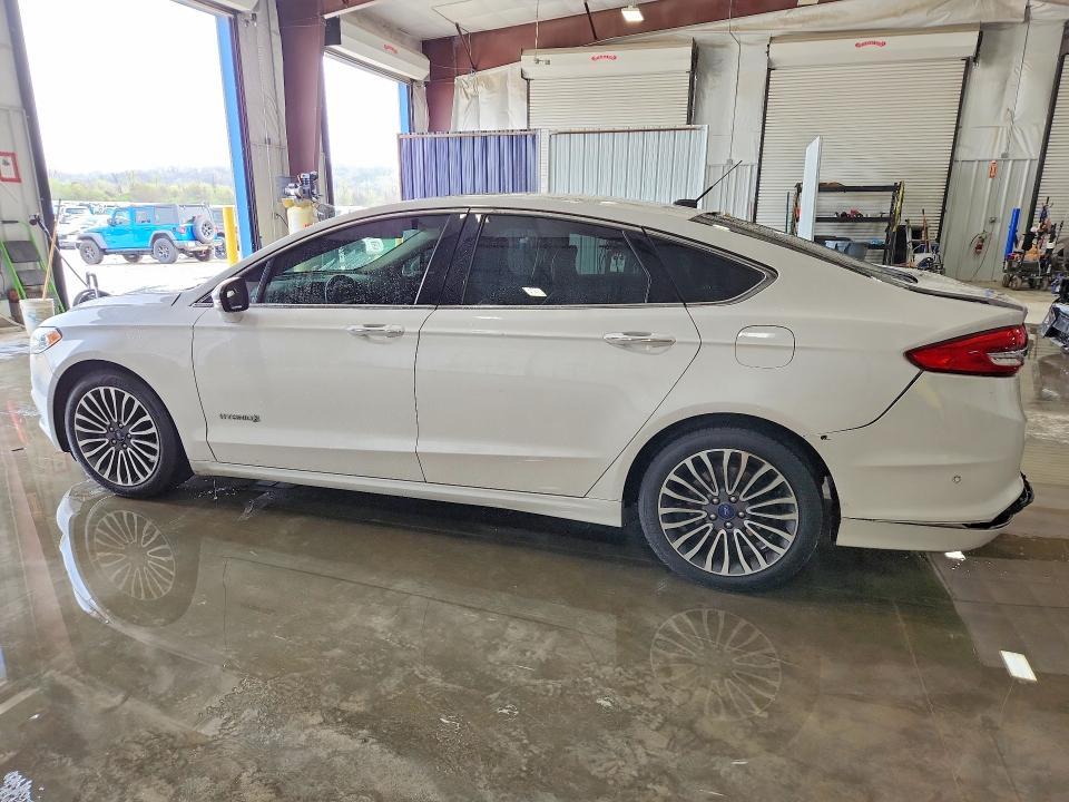 2018 Ford Fusion se Hybrid