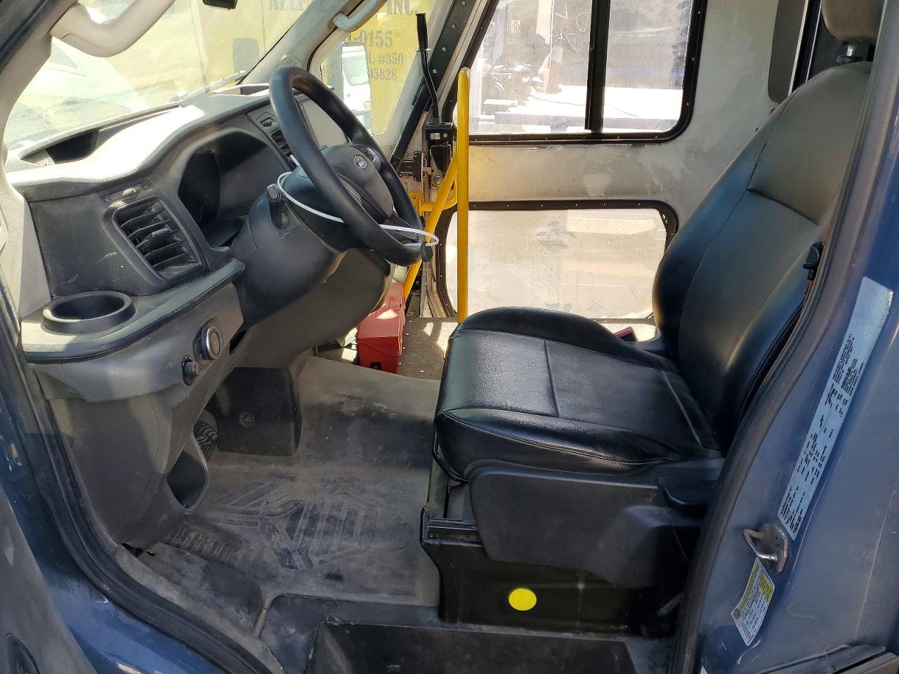 2021 Ford Transit Delivery Truck