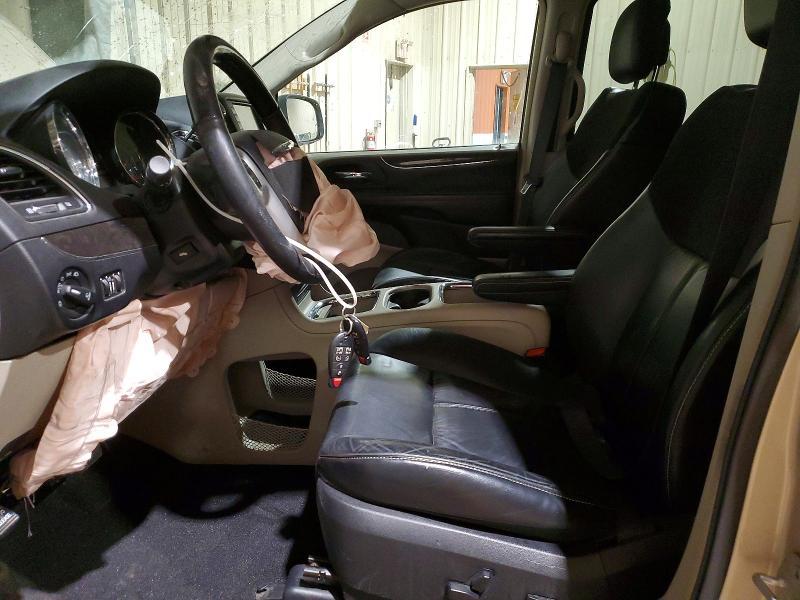 2016 Chrysler Town & Country Limited Platinum