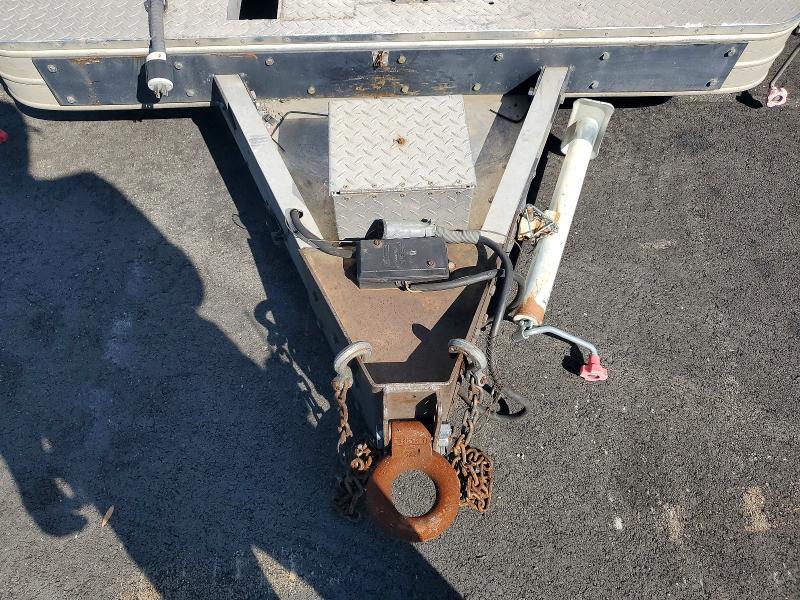 2000 Pelsue Fiber Optic Splicing Trailer