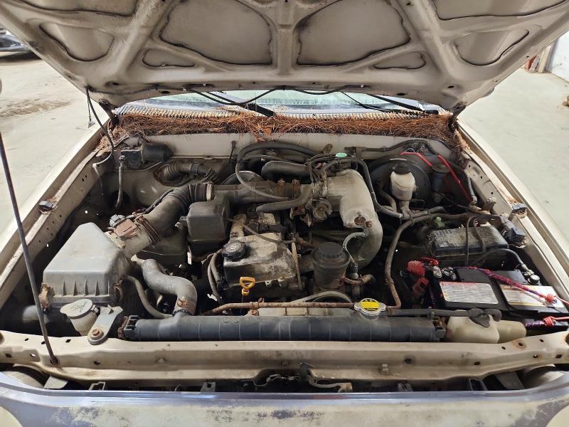 2002 Toyota Tacoma Base