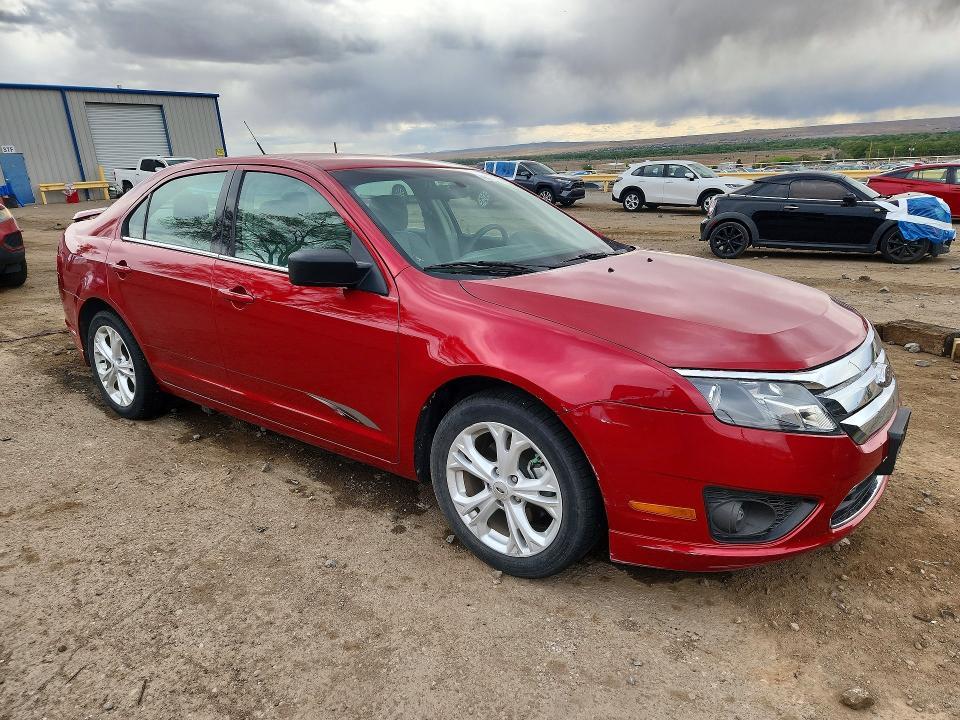 2012 Ford Fusion se