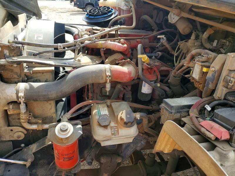 2016 Freigliner 2016 Freightliner Business Class M2 Flatbed Truck