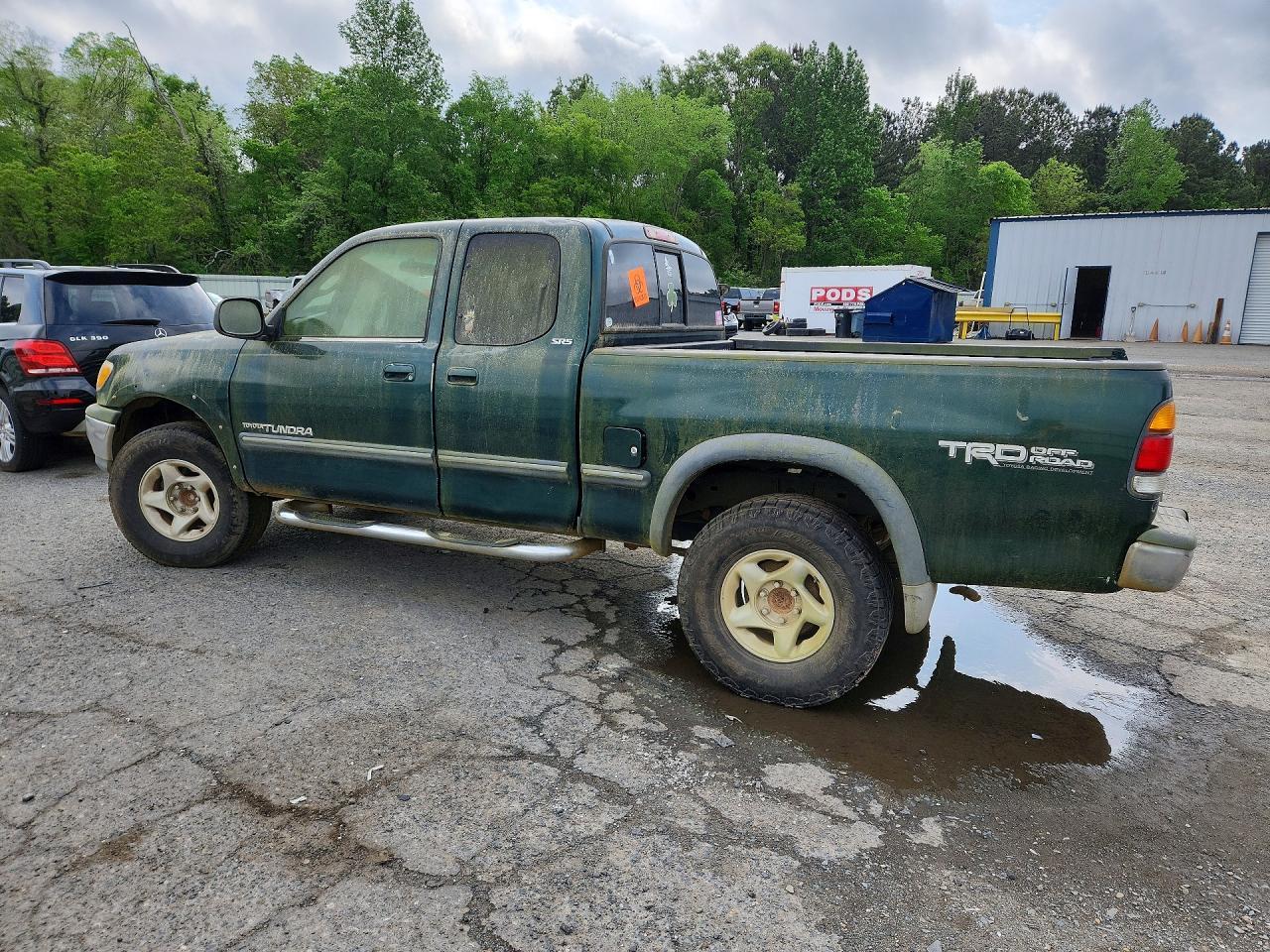 2002 Toyota Tundra SR5 V8