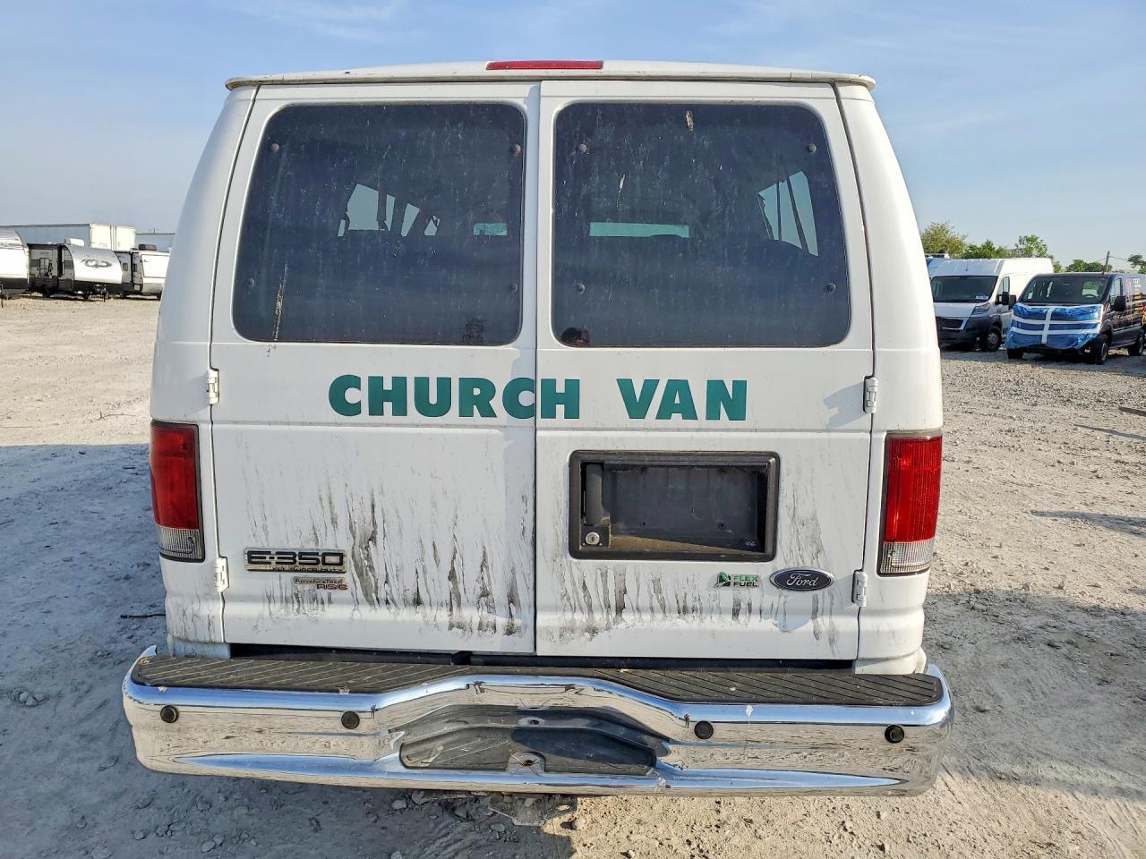2010 Ford Econoline E350 Super Duty Wagon