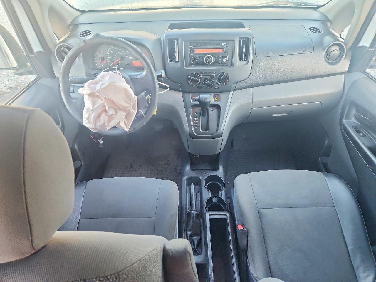 2017 Nissan NV200 S