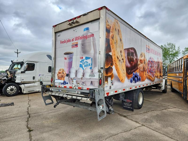 2022 Freigliner 2022 Freightliner Business Class M2 Refrigerated B