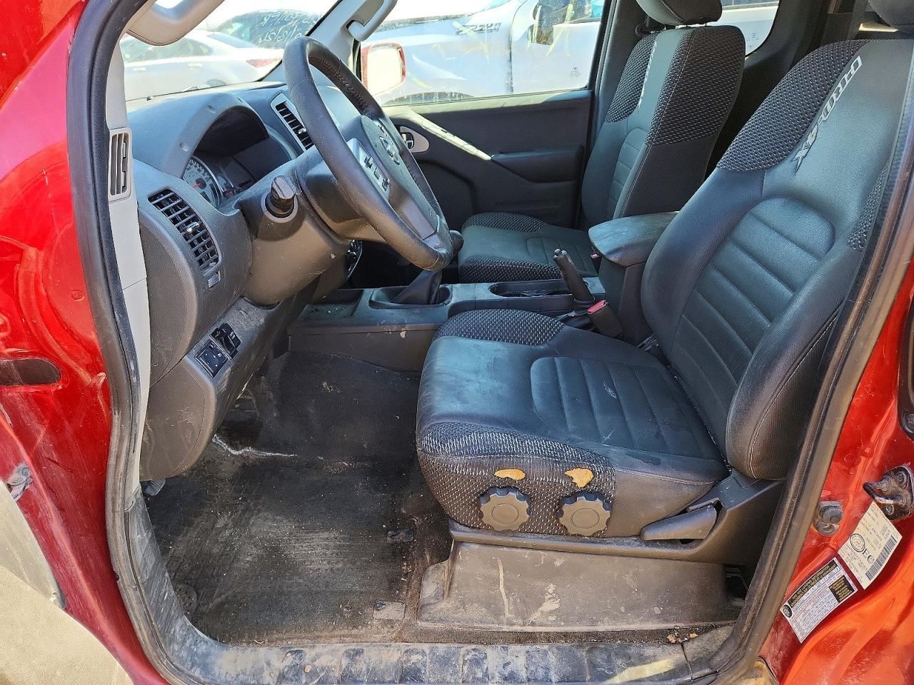 2015 Nissan Frontier SV V6