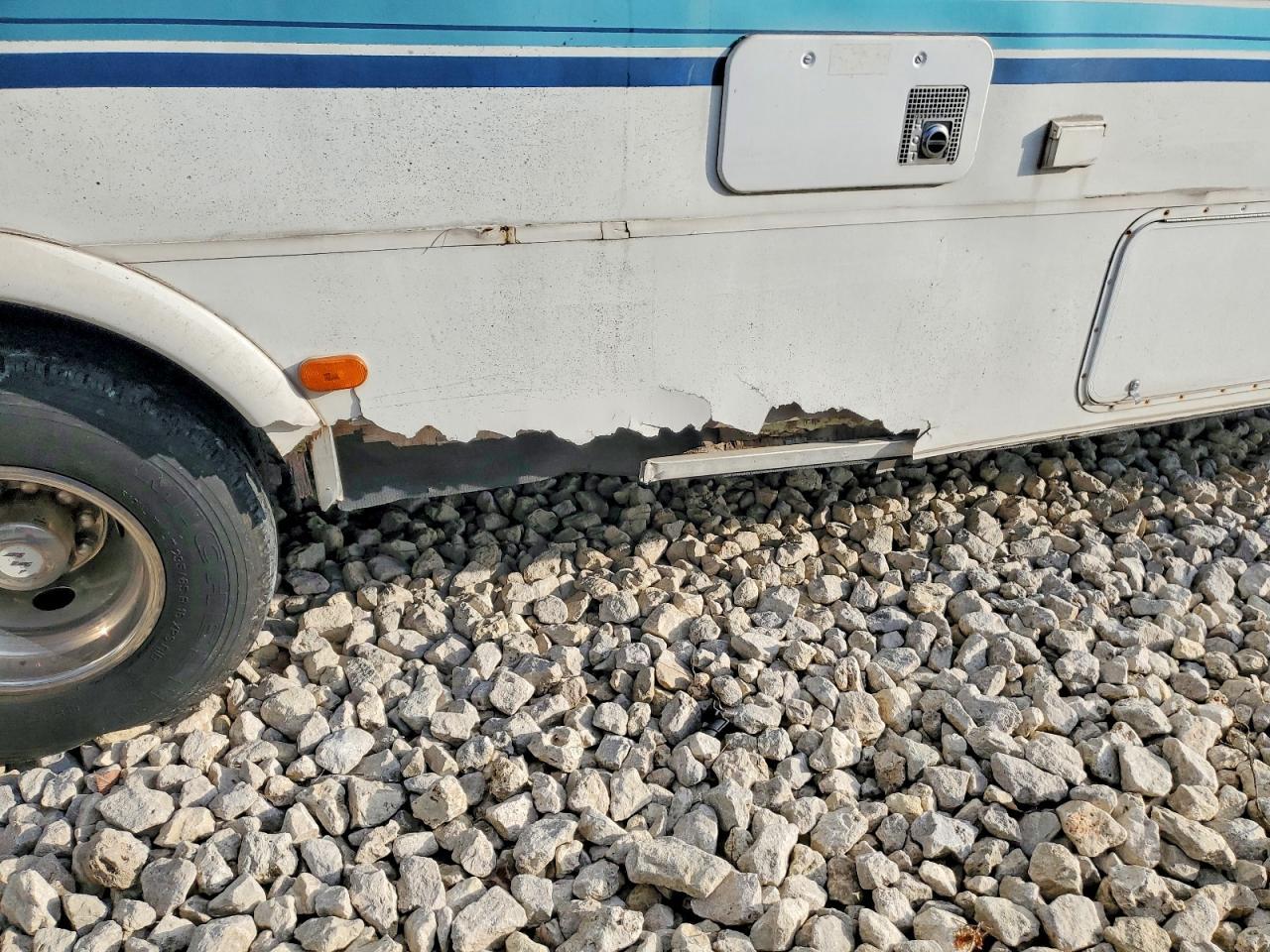 1997 Coachmen Rv Recreational Vehicle (RV)