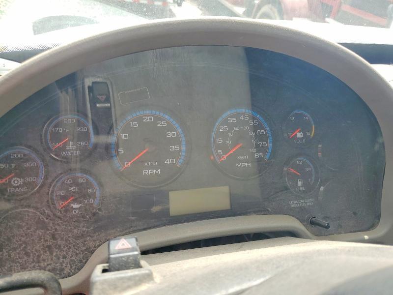 2013 International 4300 BOX Truck