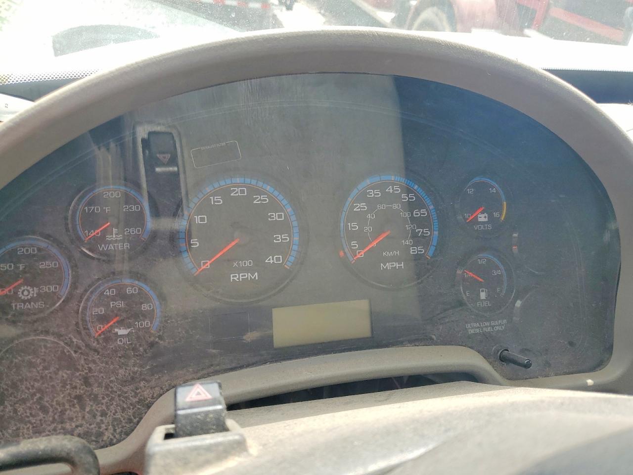 2013 International 4300 BOX Truck