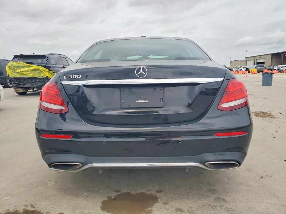 2018 Mercedes-Benz E 300