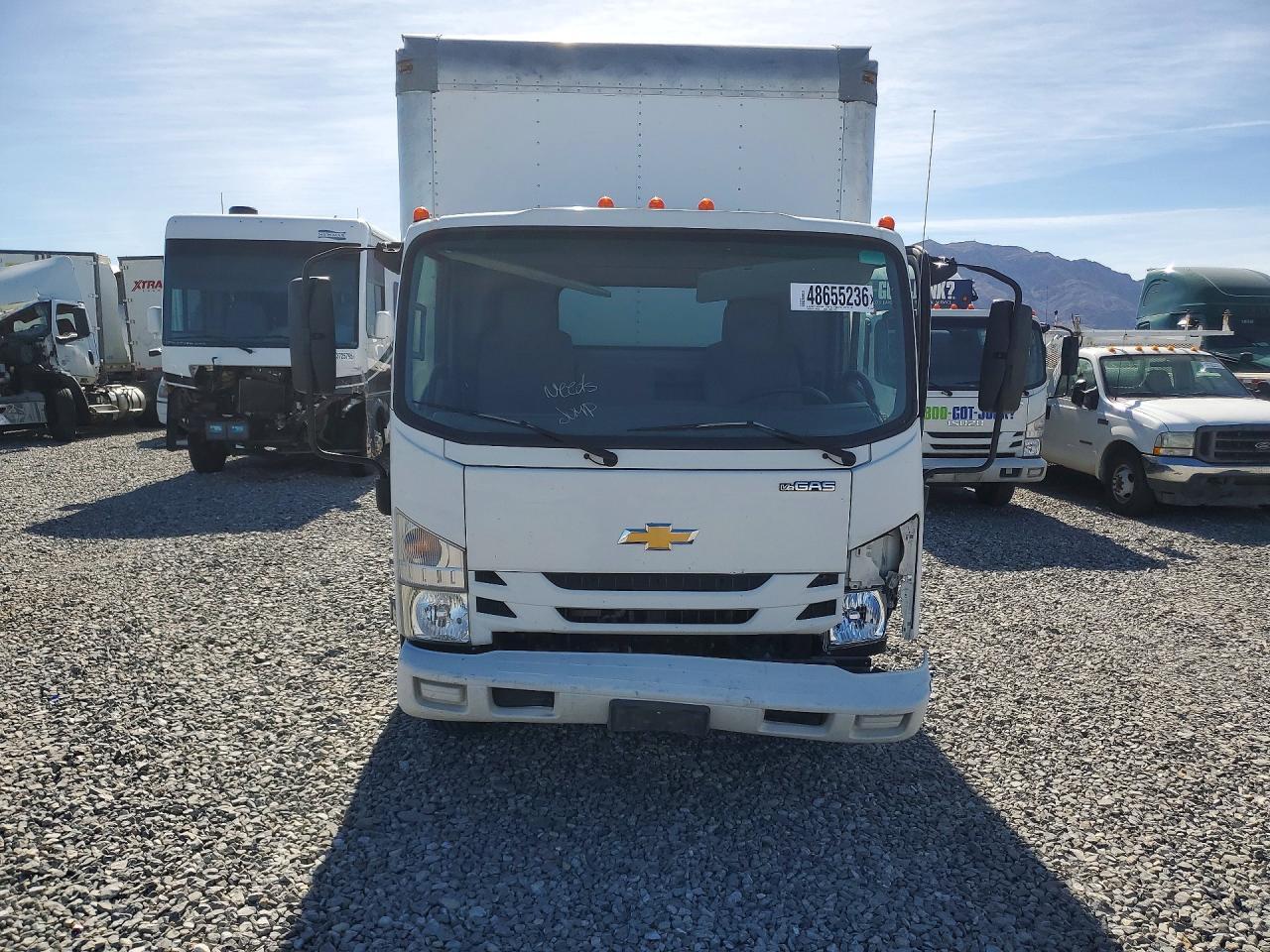 2016 Chev Rolet 4500 BOX Truck
