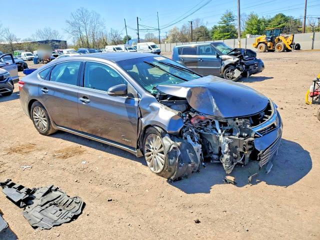 2015 Toyota Avalon Hybrid Limited