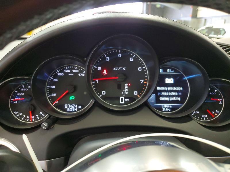 2016 Porsche Cayenne gts