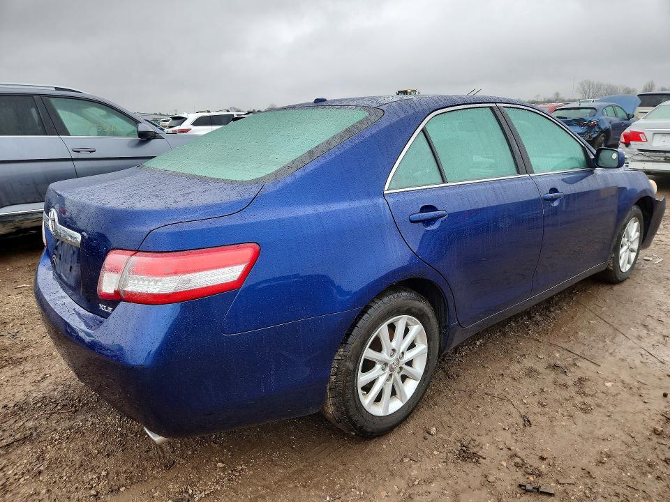 2011 Toyota Camry xle V6