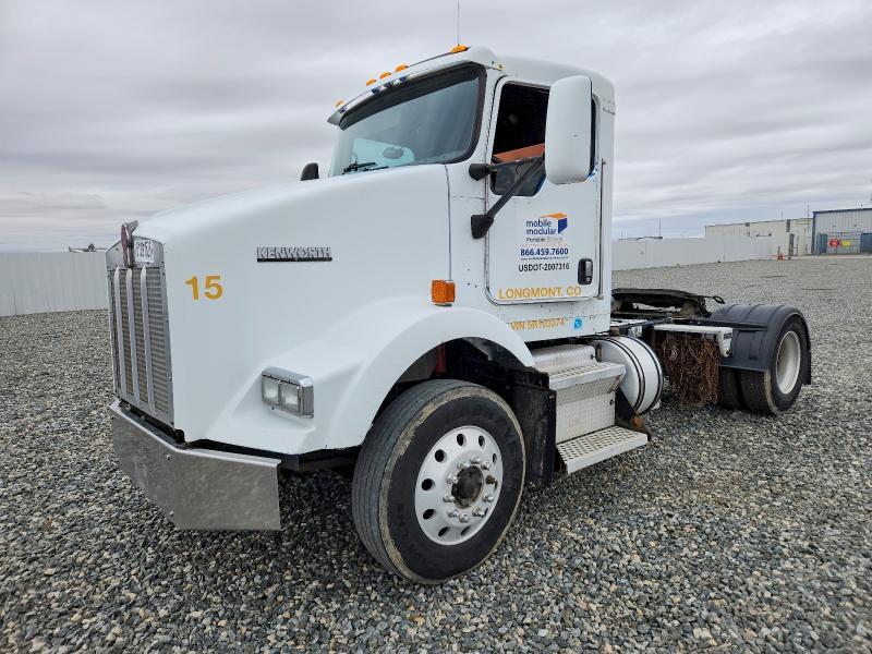 2005 Kenworth Constructi-semi Truck