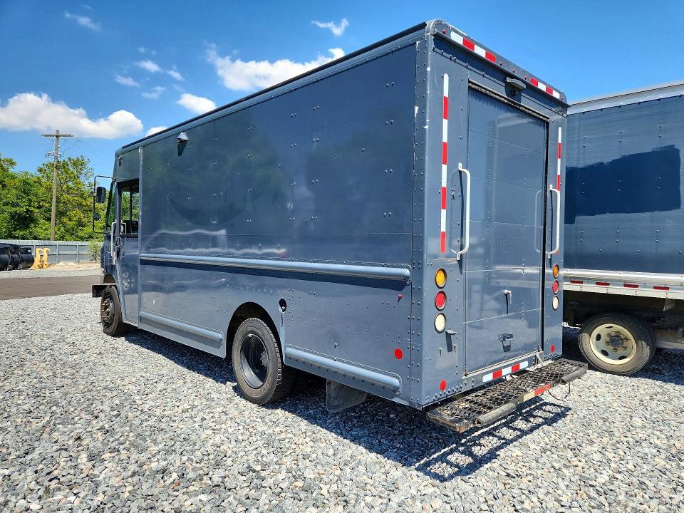 2020 Freightliner MT45G Chassis Delivery Truck