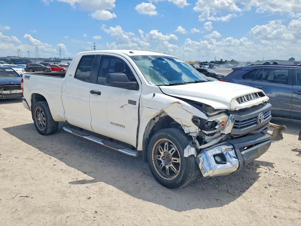 2015 Toyota Tundra SR5