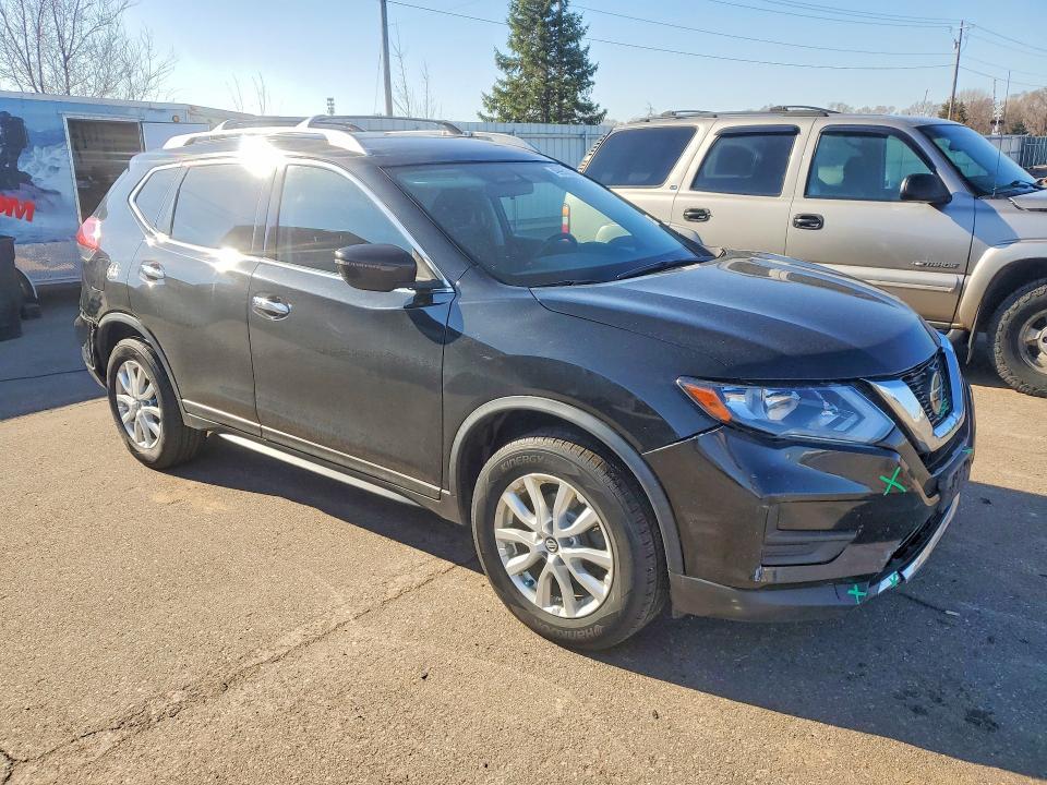 2018 Nissan Rogue sv