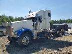 2005 Freightliner FLD132 Semi Truck