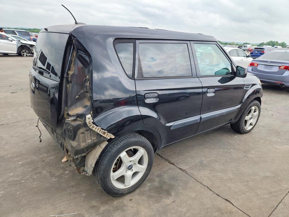 2010 KIA Soul +