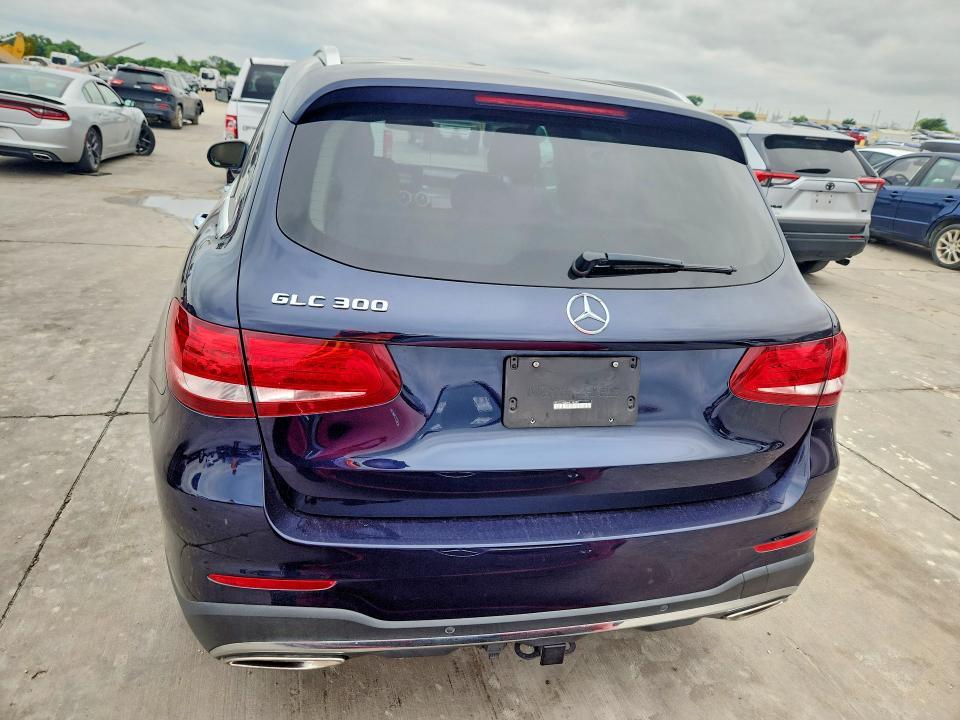 2017 Mercedes-Benz Glc 300