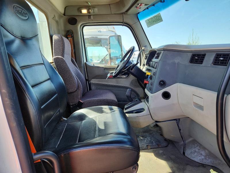 2018 Peterbilt 579 Semi Truck