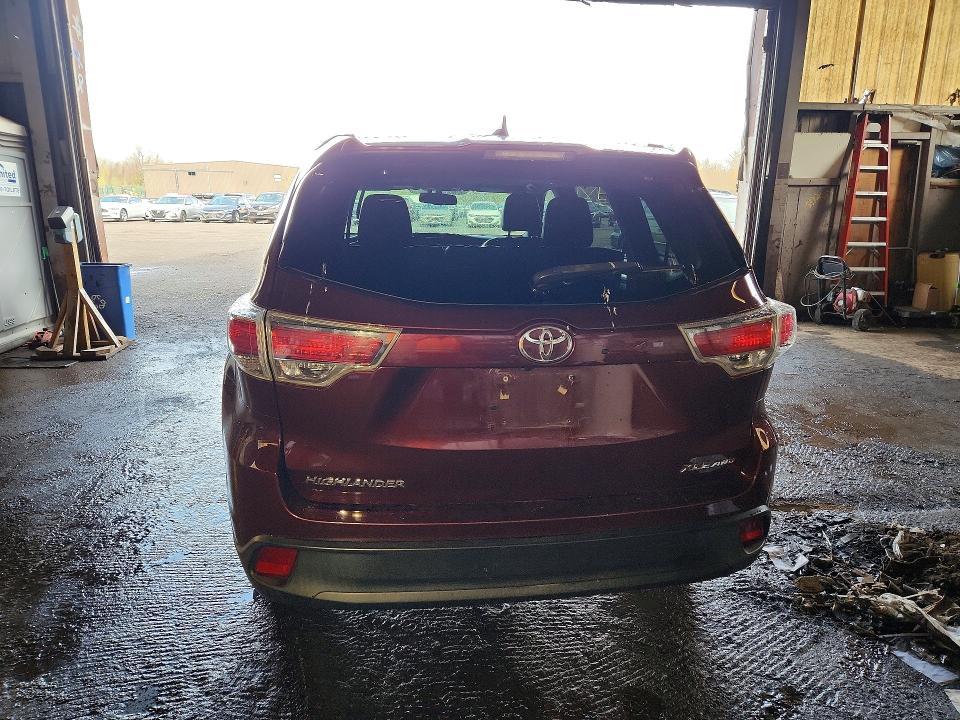 2016 Toyota Highlander xle
