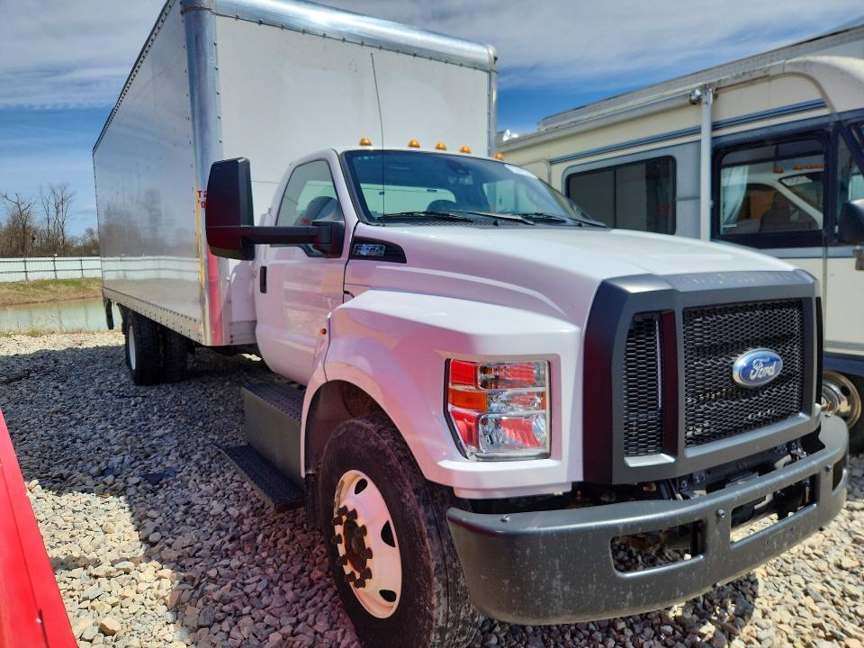 2022 Ford F650 Super Duty BOX Truck