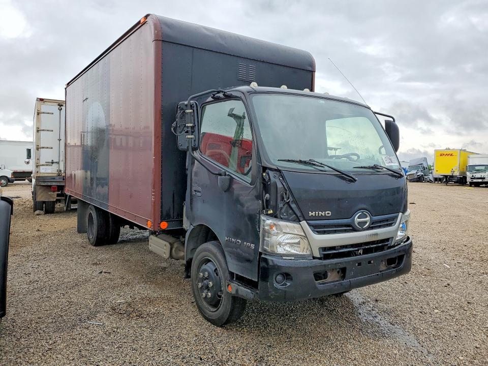 2018 Hino 195 BOX Truck